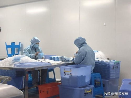 眉山两家企业加班加点生产口罩等防护用品